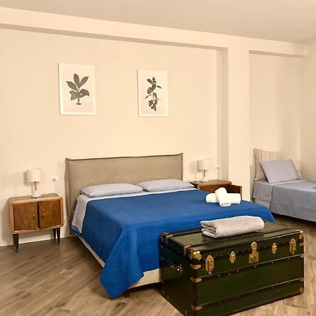 Lu.Lu Suite And Rooms П'яченца Екстер'єр фото